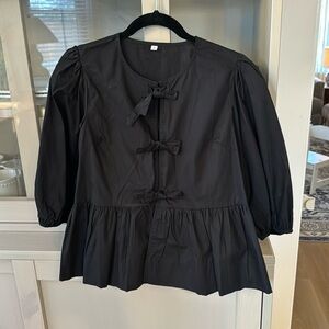 Black 3/4 length sleeve bow tie blouse. Size S